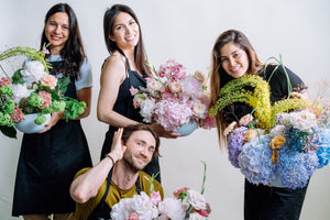 “There’s rhythm in flower arranging!” by Michal Kowalski / Master Florist