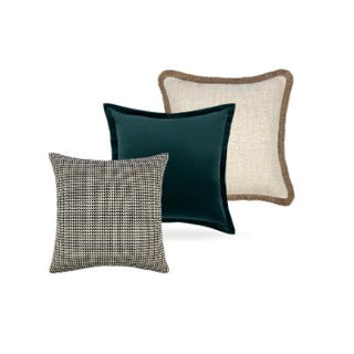 Jasper, Peacock & Isla Trio